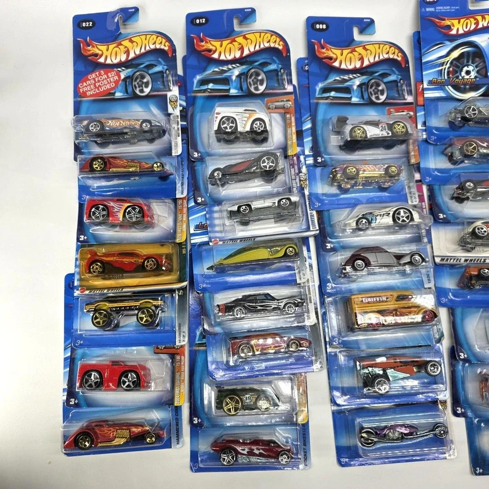Lot of 44 Vintage Hot Wheels Cars New In Package Diecast Collection 1:64 Scale